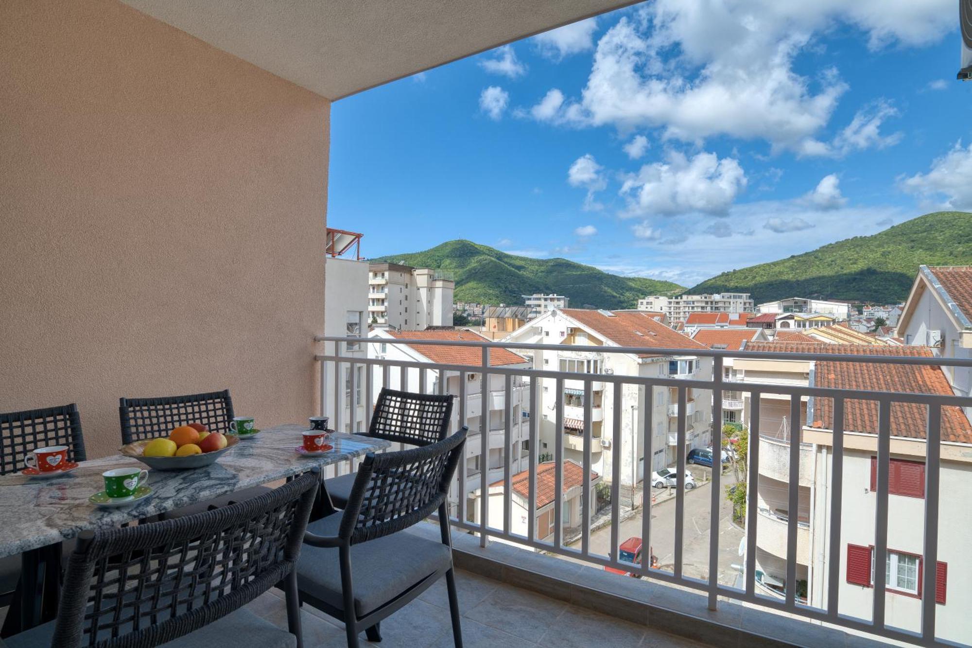 Comfort Apartment Near The Beach Budva Ngoại thất bức ảnh